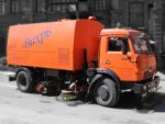 Вакуумная подметально-уборочная машина КО-318А