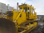   Komatsu (, , )  D355A